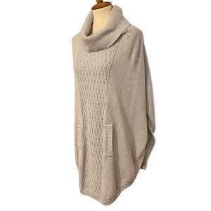 Cabi 3003 Poncho Cable Knit Sweater Glacier Gray Cowl Neck Front Pocket Draped